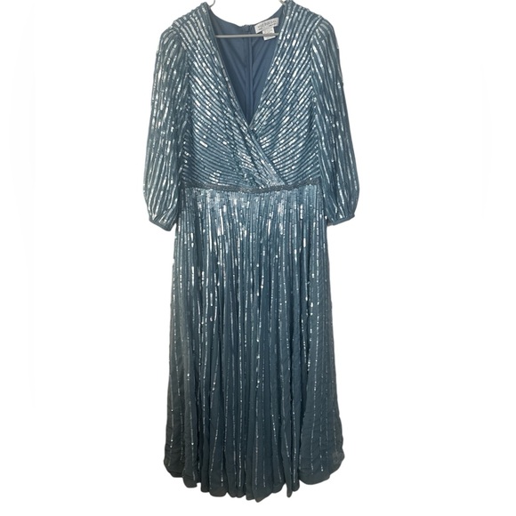 Mac Duggal NWT Sequin Wrap Over 3/4 Sleeve Slate Blue Dress 5509 size 18 - Picture 4 of 10